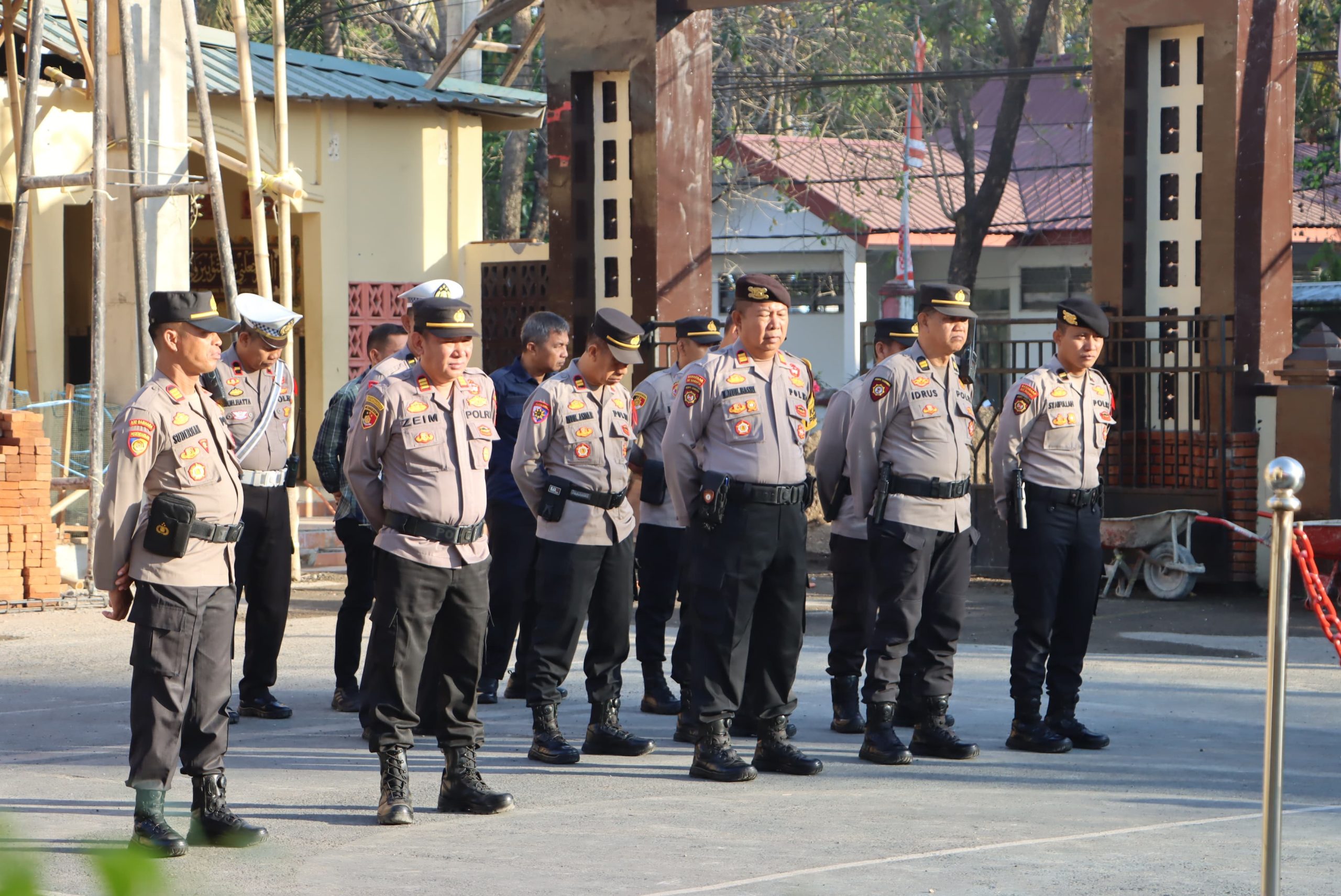 Pastikan Pendaftaran Paslon Bupati Dan Wakil Bupati Berjalan Aman, Polres Takalar Terjunkan Ratusan Personil
