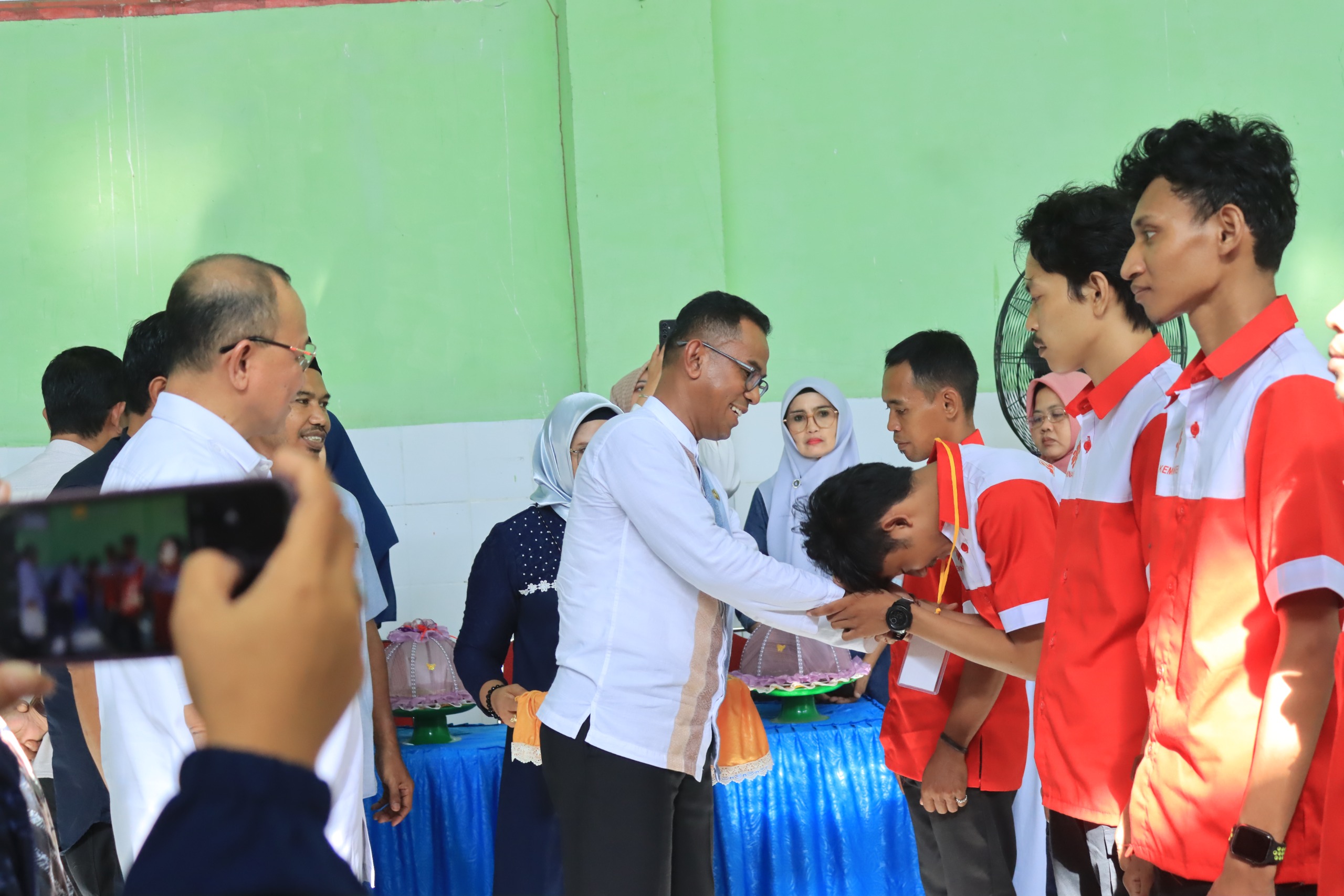 Pj. Bupati Takalar Buka Pelatihan Berbasis Kompetensi Bagi Pencari Kerja